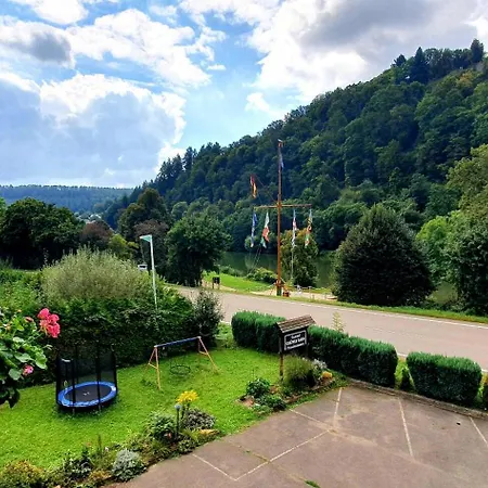 Gruener Baum